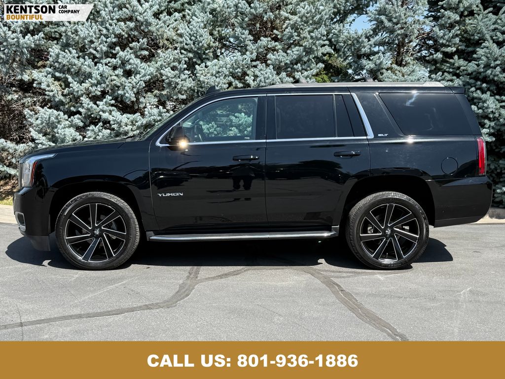 2017 Gmc Yukon SLT photo 4