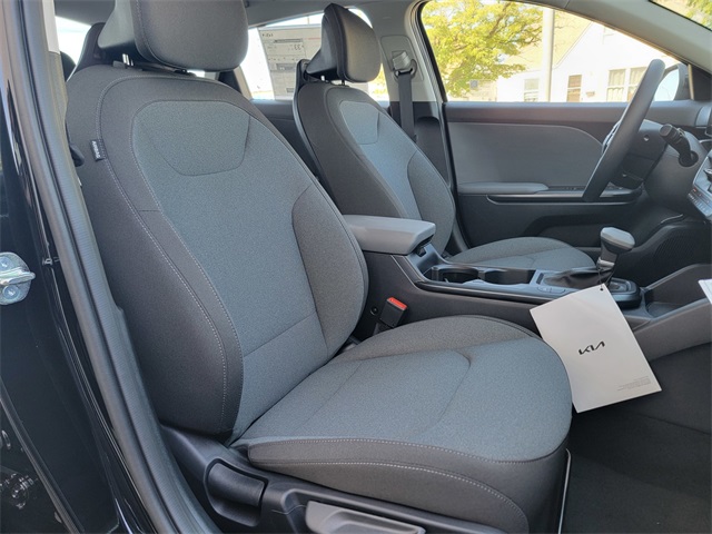 2025 Kia K4 LXS photo 15