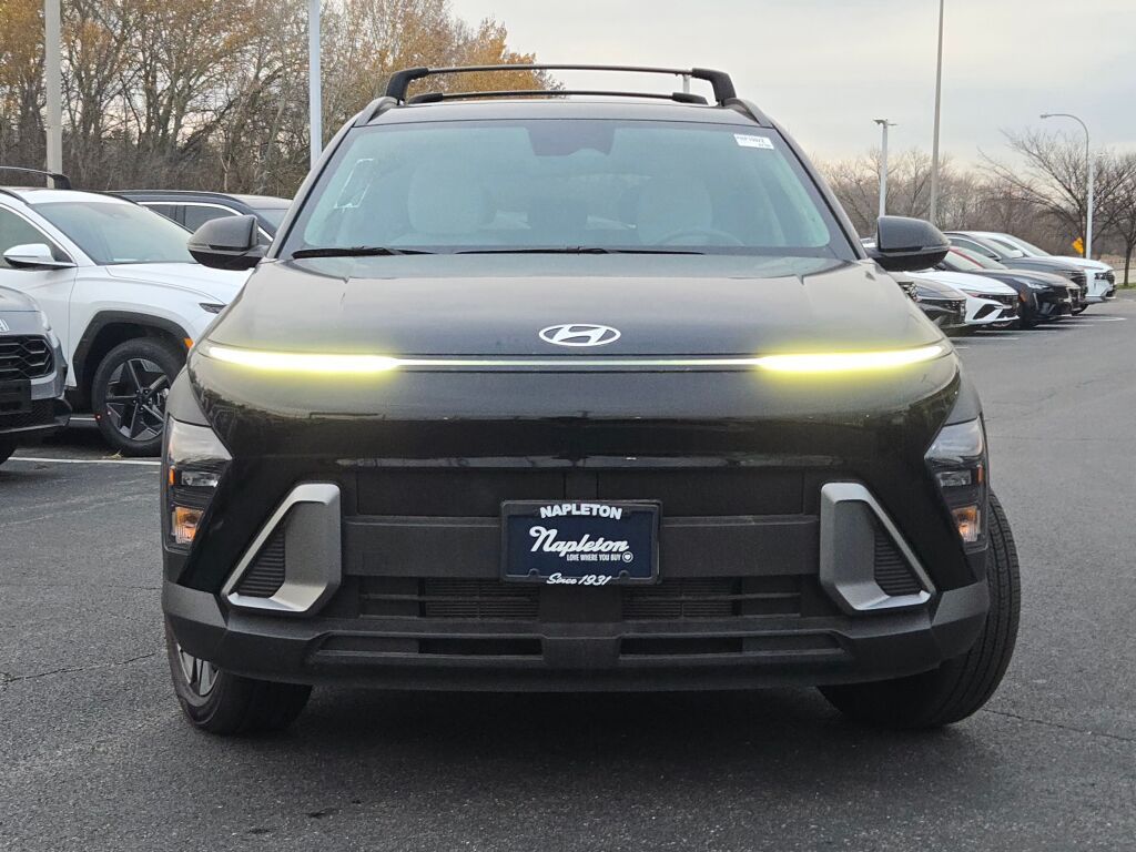 2024 Hyundai Kona SEL photo 3