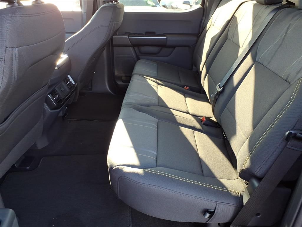 2025 FORD F-150 - Image 33