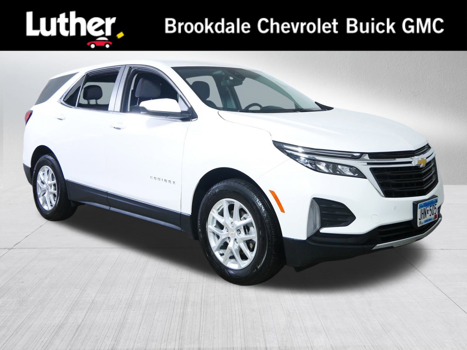 2022 Chevrolet Equinox LT's photo