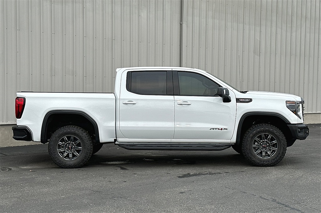 2024 Gmc Sierra 1500 AT4X photo 4