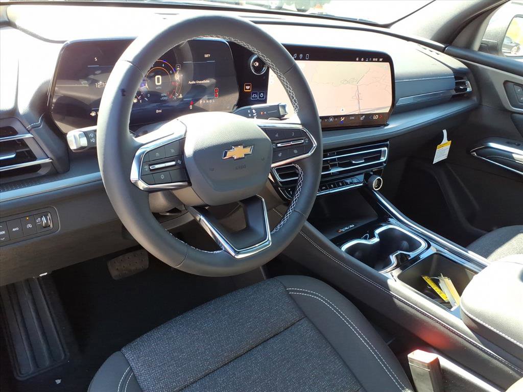 2026 Chevrolet Traverse photo 4