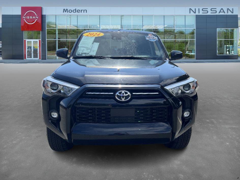 2024 Toyota 4Runner SR5 photo 2