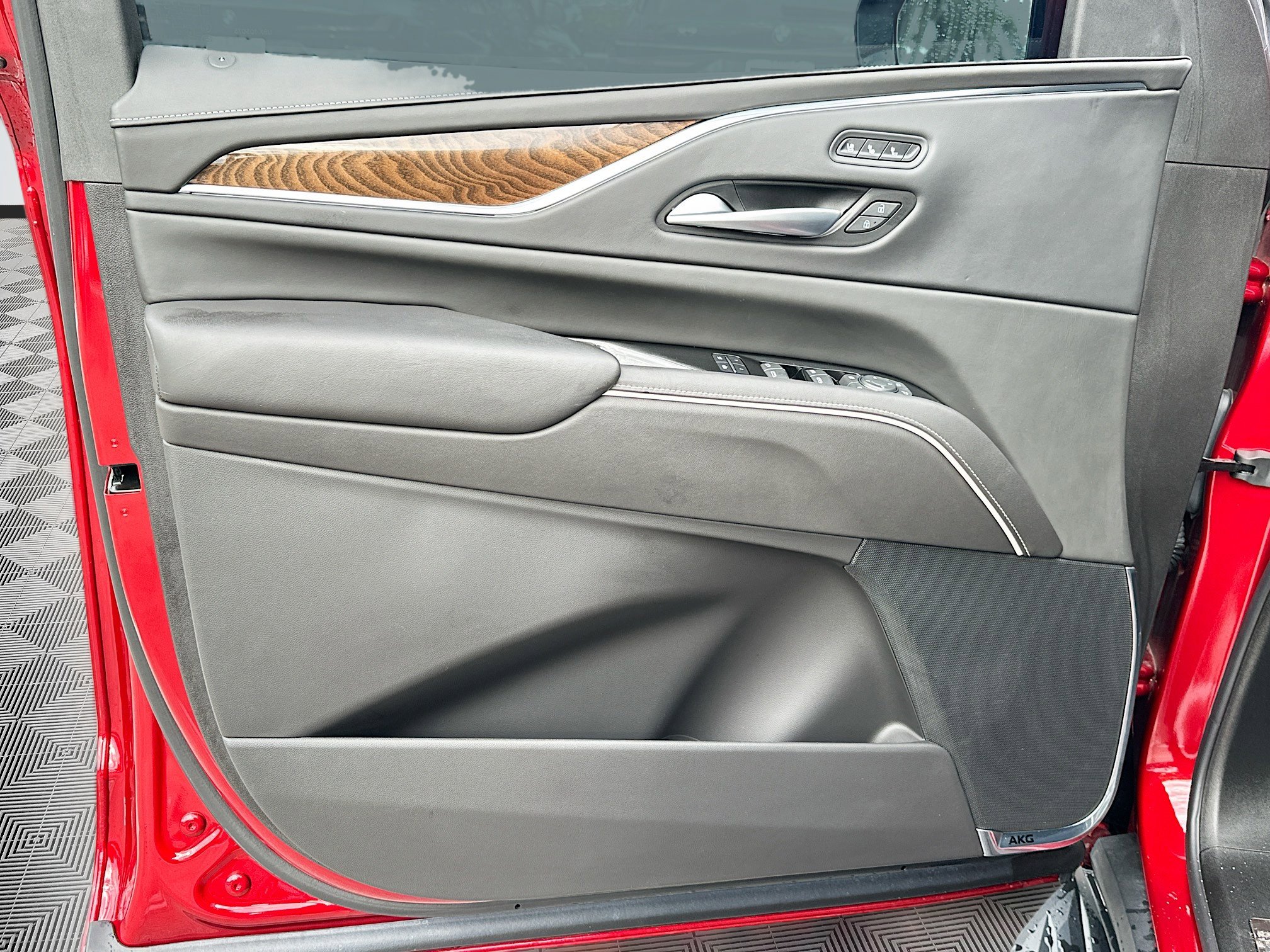 2023 Cadillac Escalade Sport Platinum photo 19