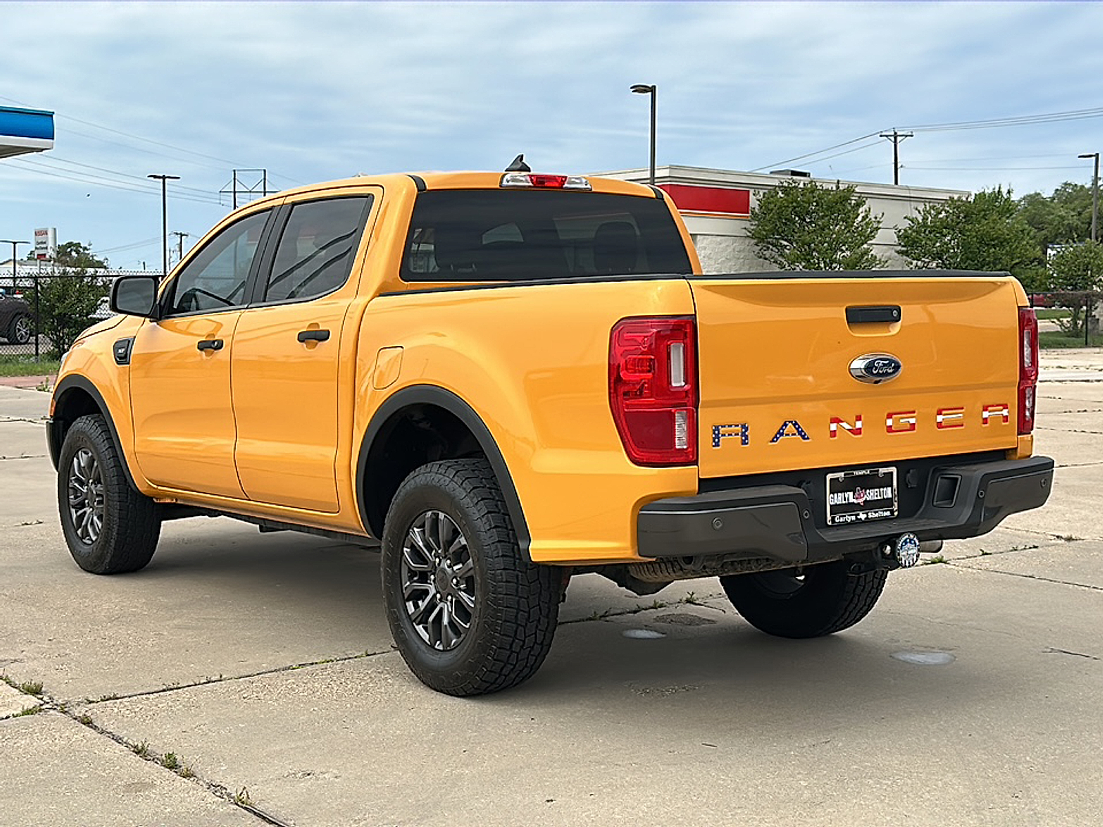 Used 2021 Orange Ford XLT image 6