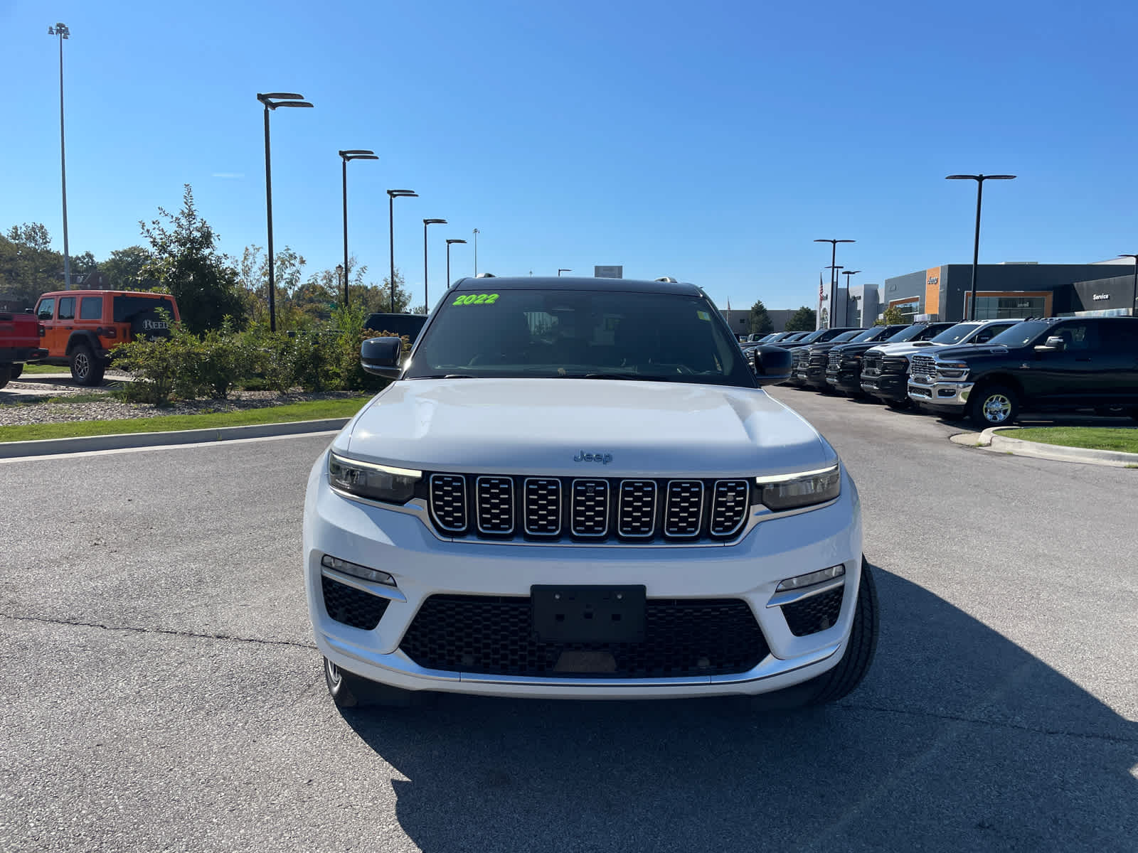 2022 Jeep Cherokee Summit 4xe photo 3