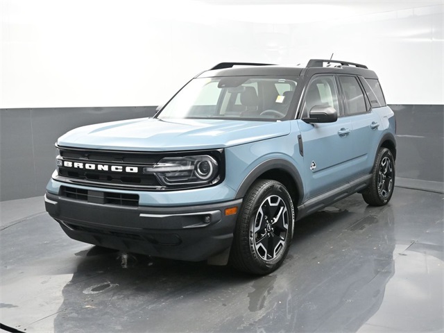 2021 Ford Bronco Sport Outer Banks photo 3