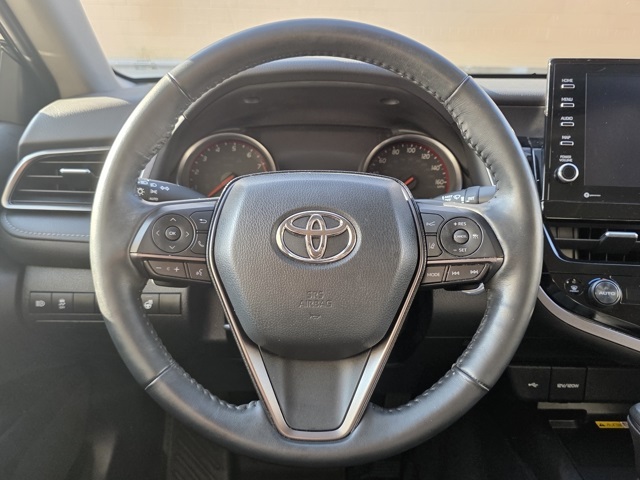 2022 Toyota Camry XSE photo 16
