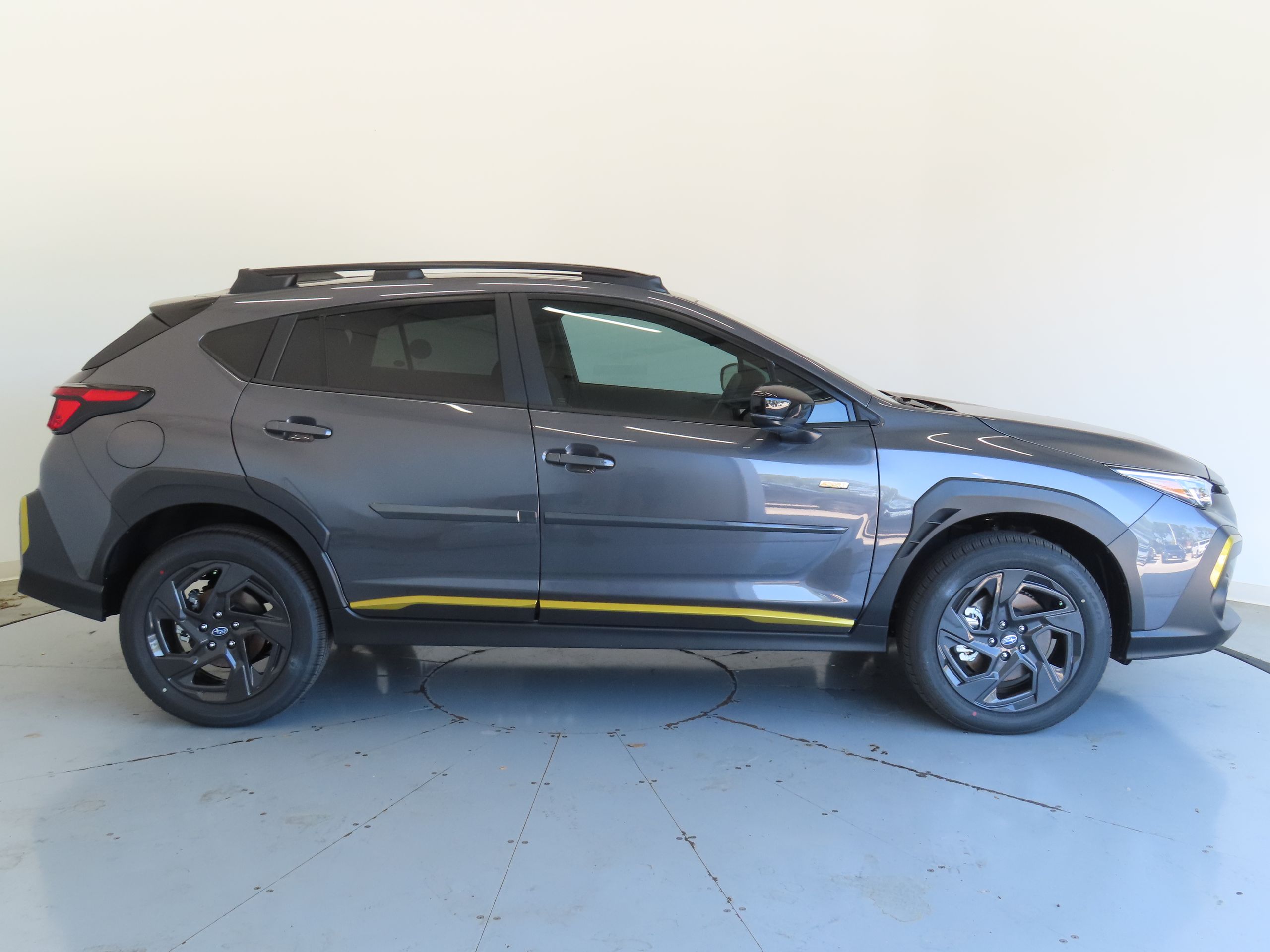 2025 Subaru Crosstrek Sport photo 2