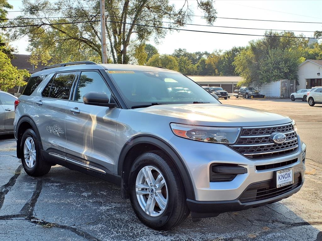 2020 Ford Explorer XLT photo 2