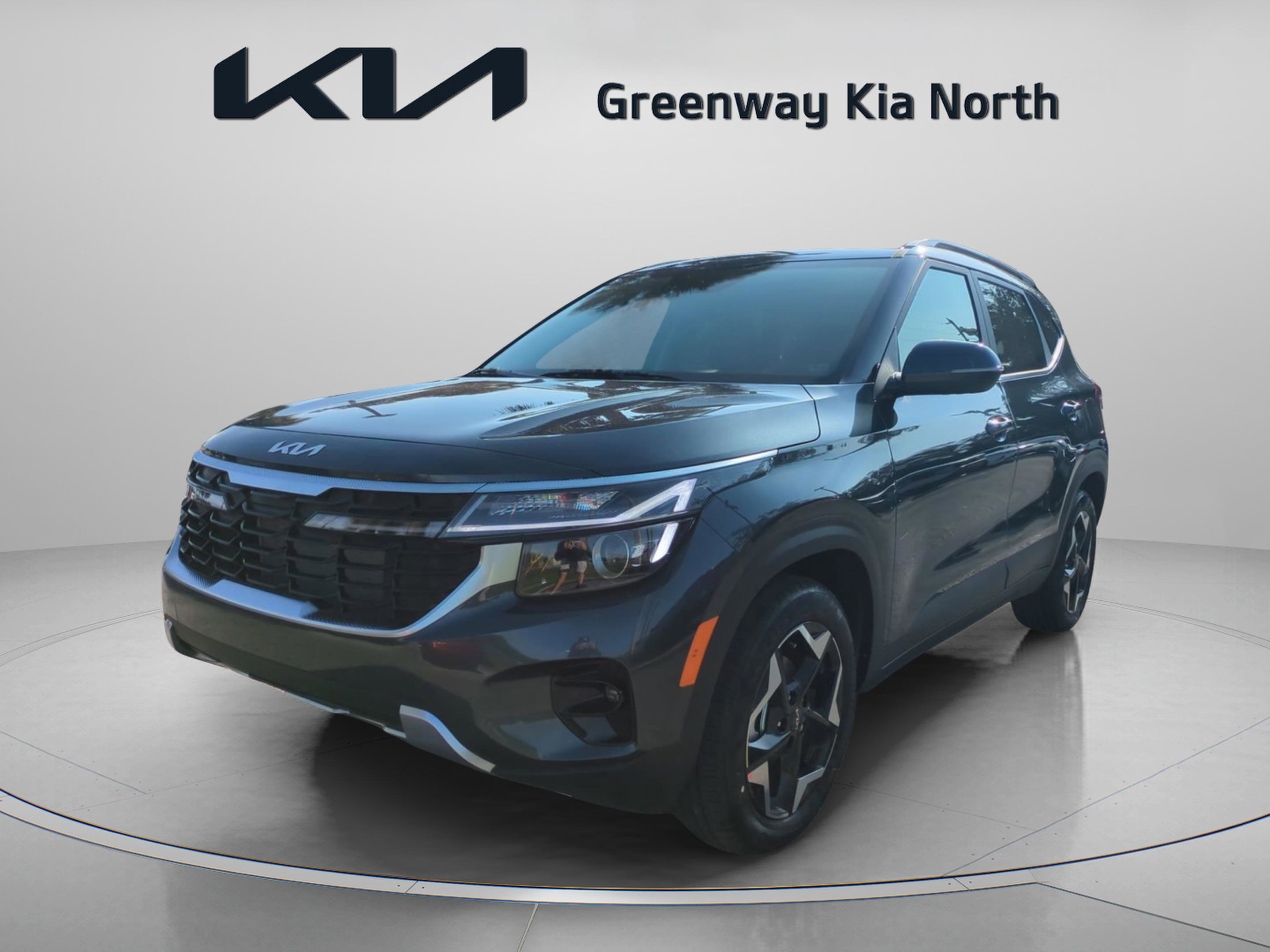 2026 Kia Seltos EX photo 2