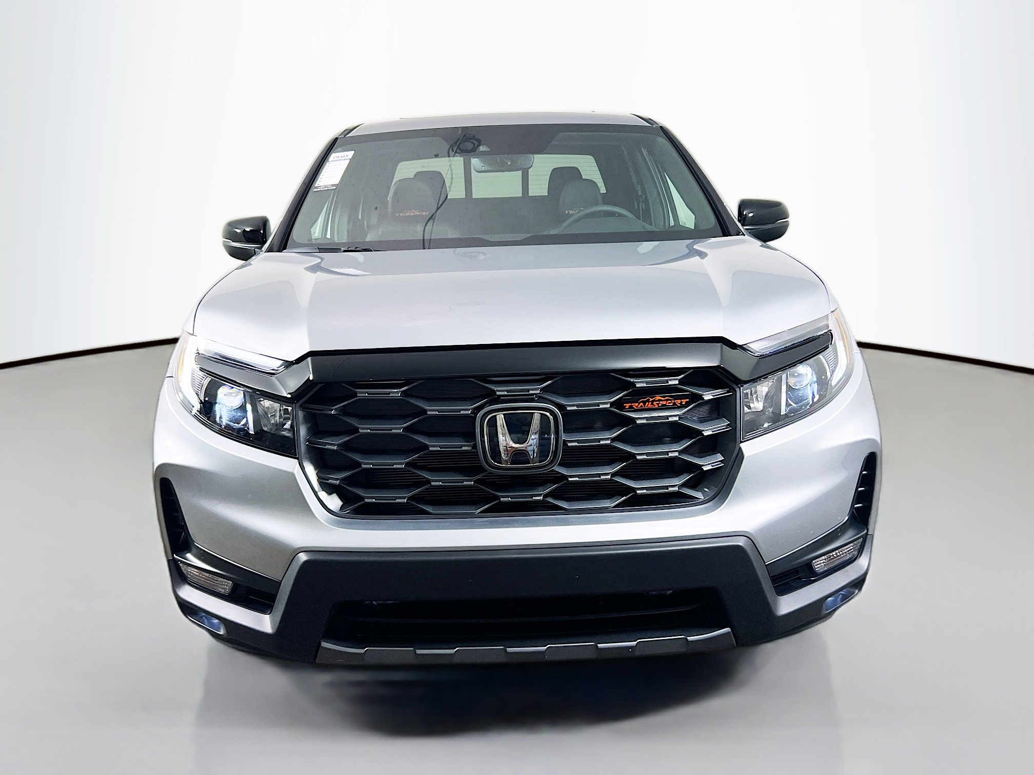 2025 Honda Ridgeline TrailSport photo 2
