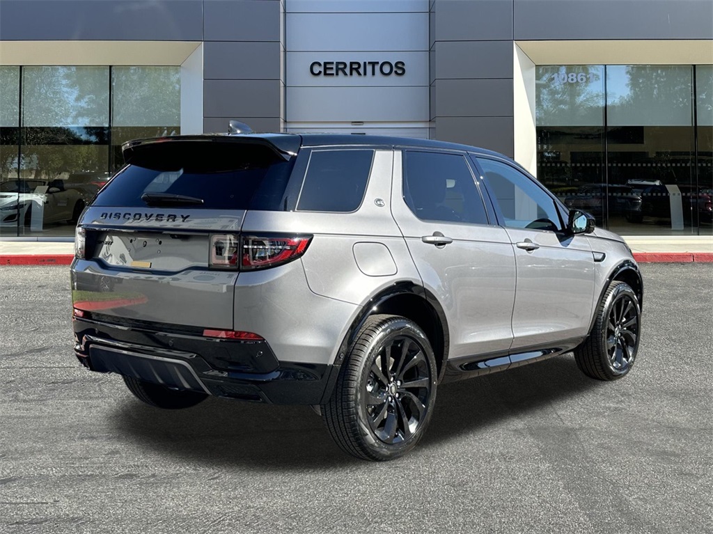 2025 Land Rover Discovery Sport Dynamic SE photo 5