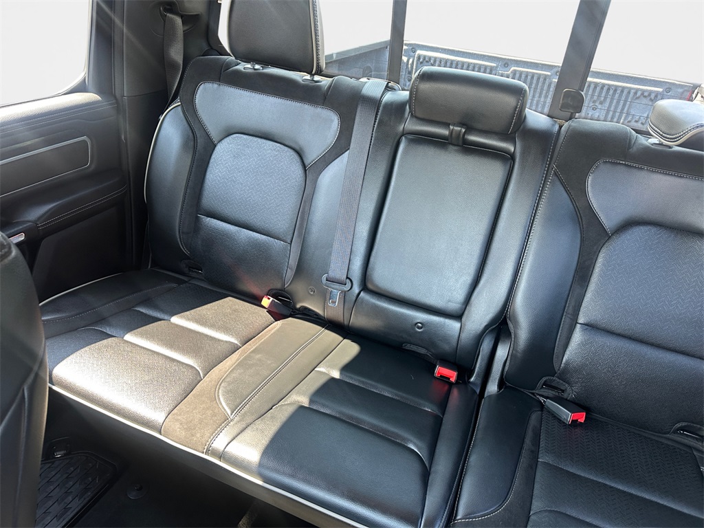2022 Ram 1500 Laramie photo 9