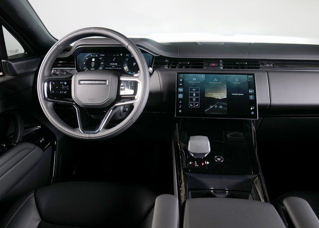 2025 Land Rover Range Rover Sport SE photo 13