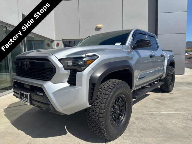 2025 Toyota Tacoma TRD Off-Road photo 3