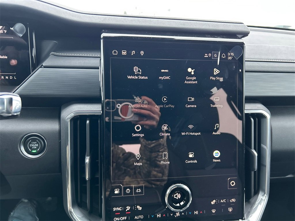 2026 GMC ACADIA - Image 21