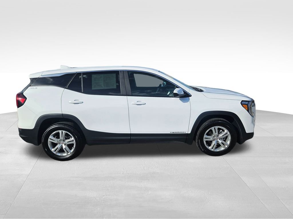 2024 Gmc Terrain SLE photo 4