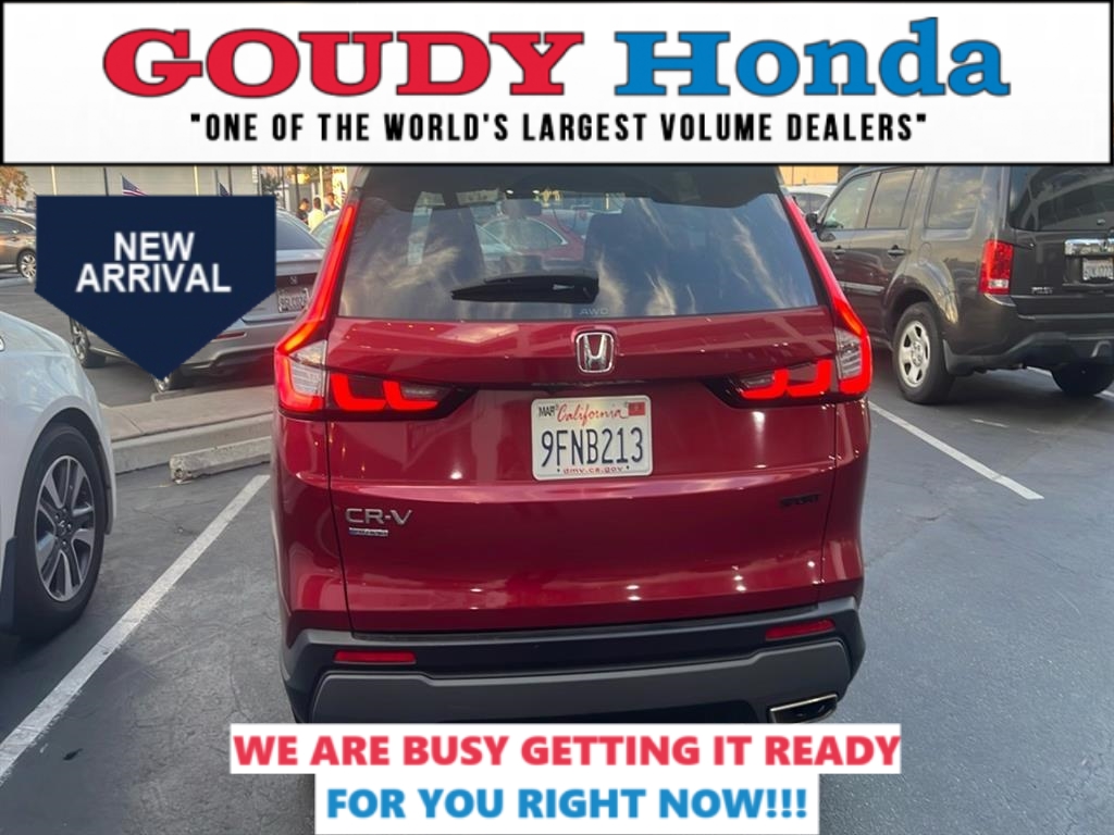 2023 Honda CR-V Hybrid Sport photo 2