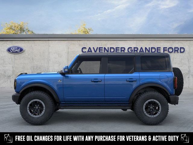 2024 Ford Bronco Outer Banks photo 3