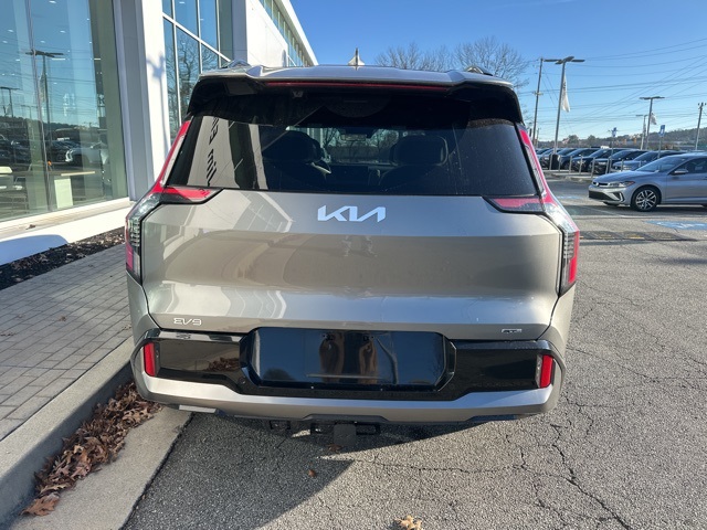 2024 Kia EV9 GT-Line photo 4