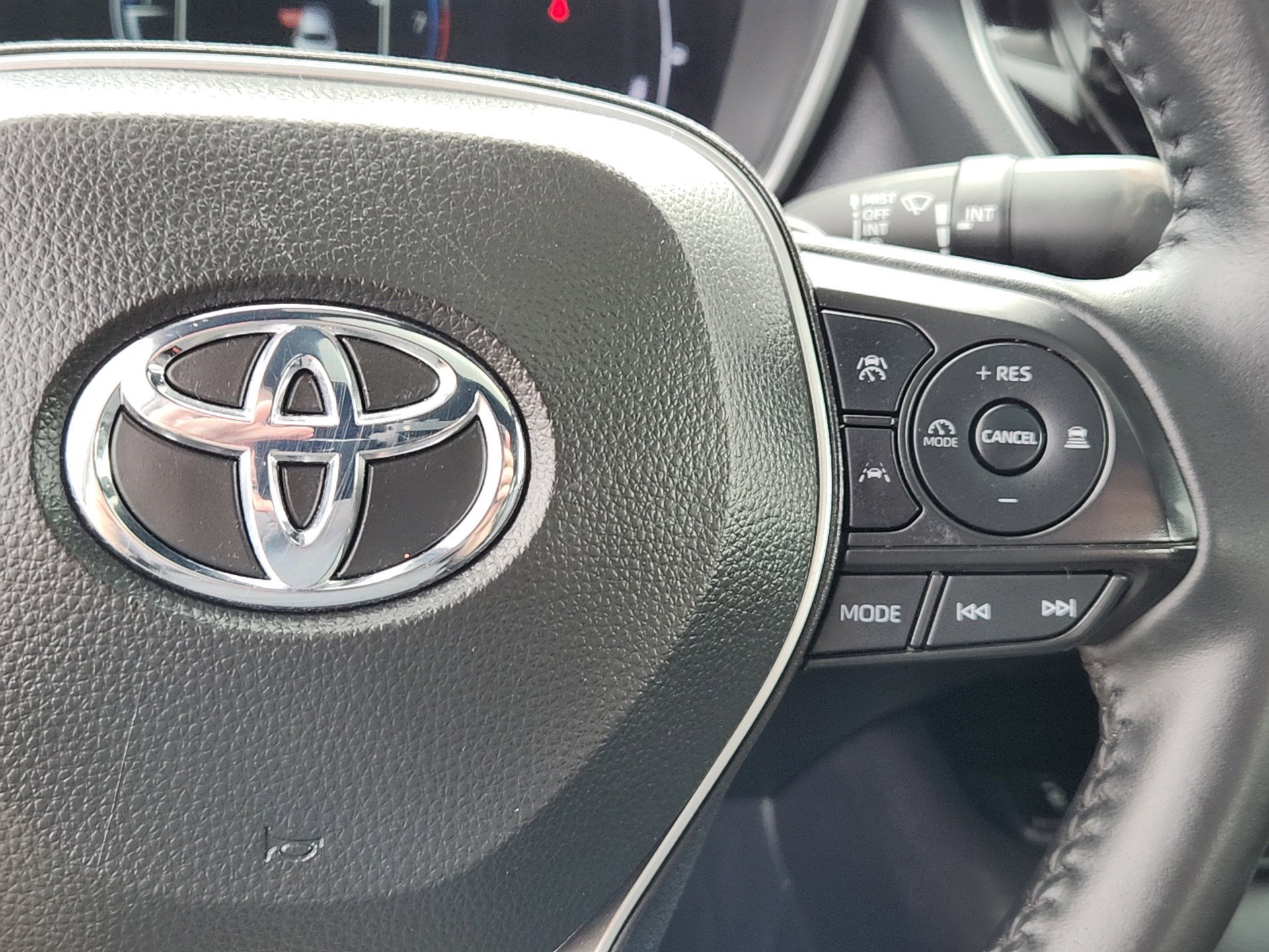 2025 Toyota Corolla XSE photo 16