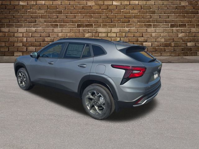 2026 Chevrolet Trax LT photo 3