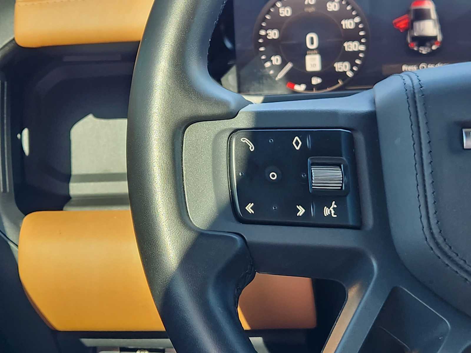 2020 Land Rover Defender 110 X photo 24