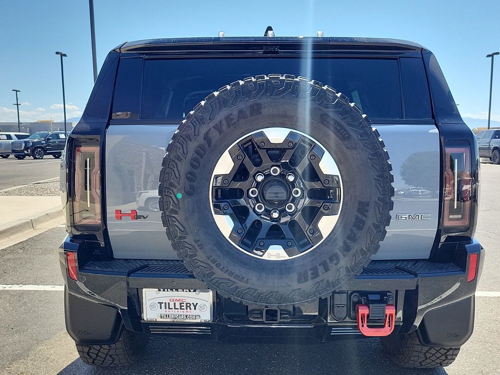 2024 Gmc Hummer EV photo 4
