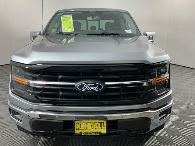 2025 Ford F-150 XLT photo 2