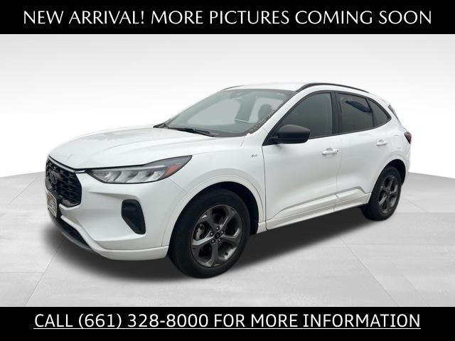 2023 Ford Escape ST-Line's photo