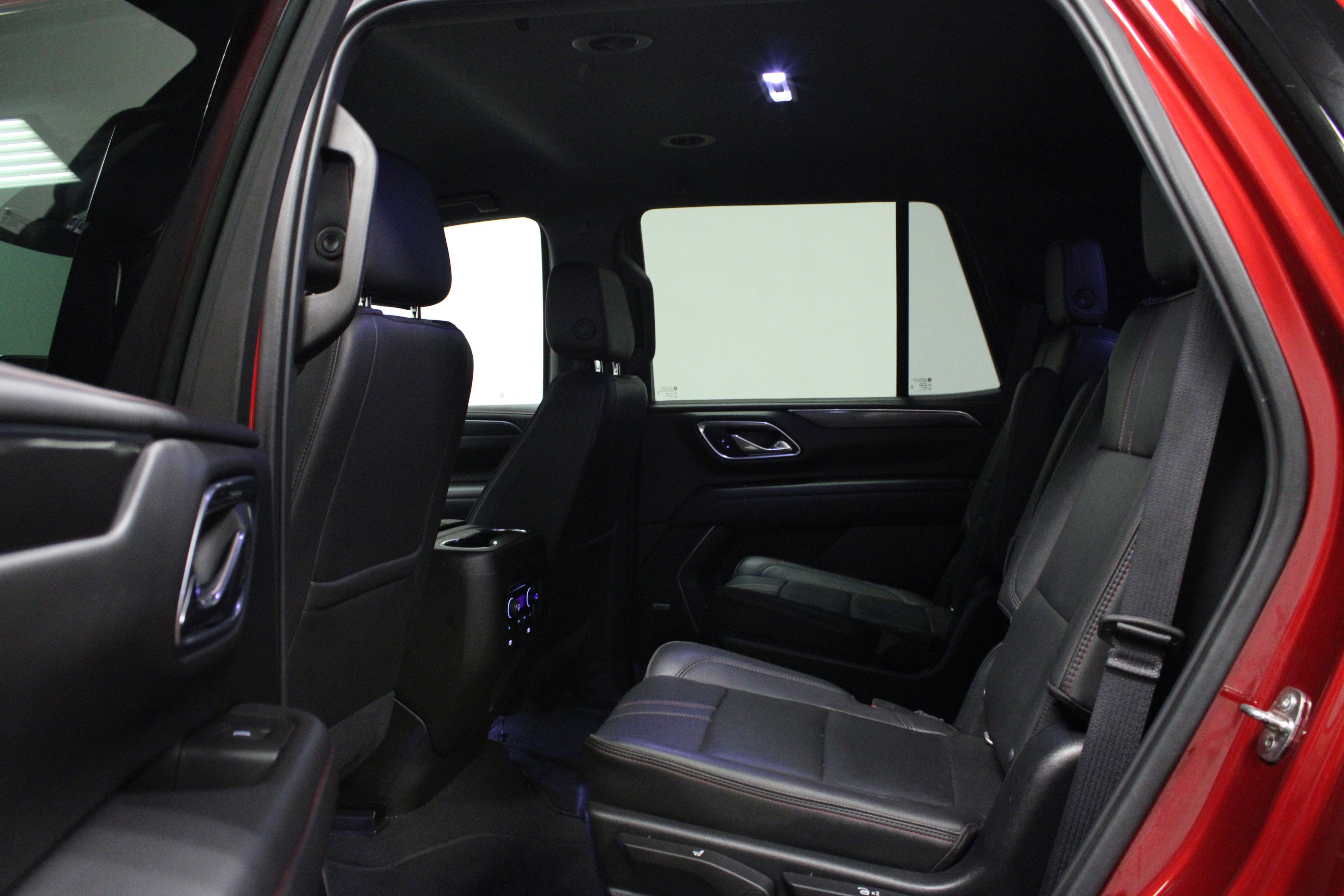 2021 Chevrolet Tahoe RST photo 11
