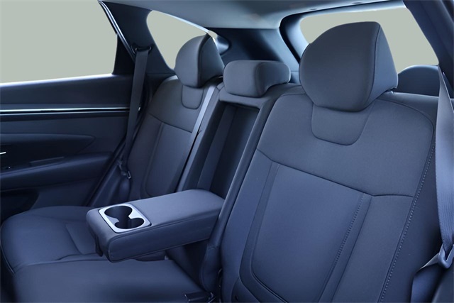 2024 Hyundai Tucson SE photo 4