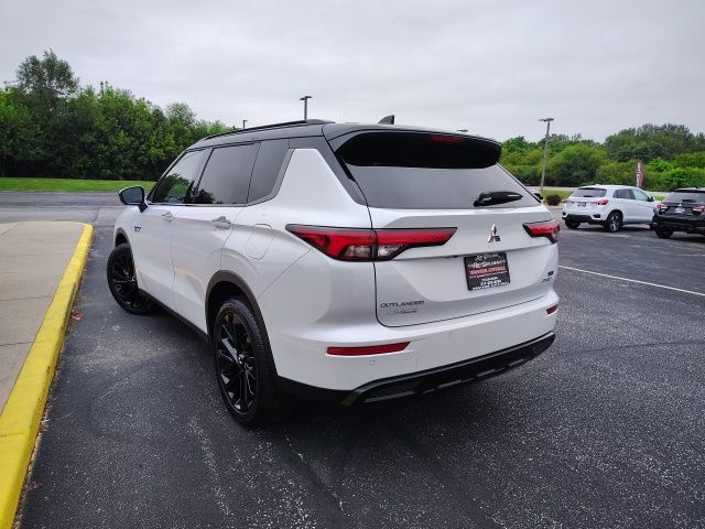 2025 Mitsubishi Outlander PHEV SEL photo 5