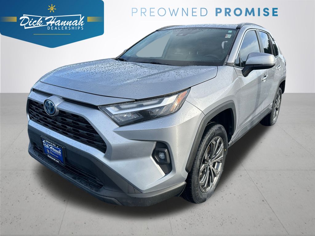 2022 Toyota RAV4 XLE Premium