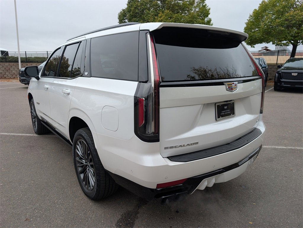 2024 Cadillac Escalade V-Series photo 2