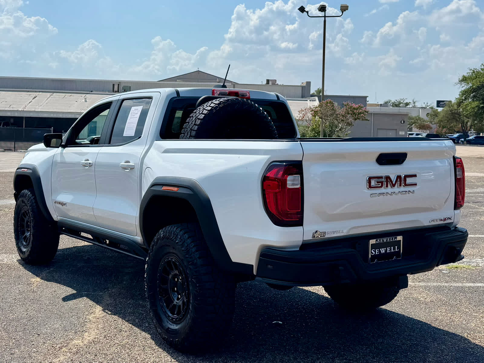 2024 Gmc Canyon AT4X photo 3