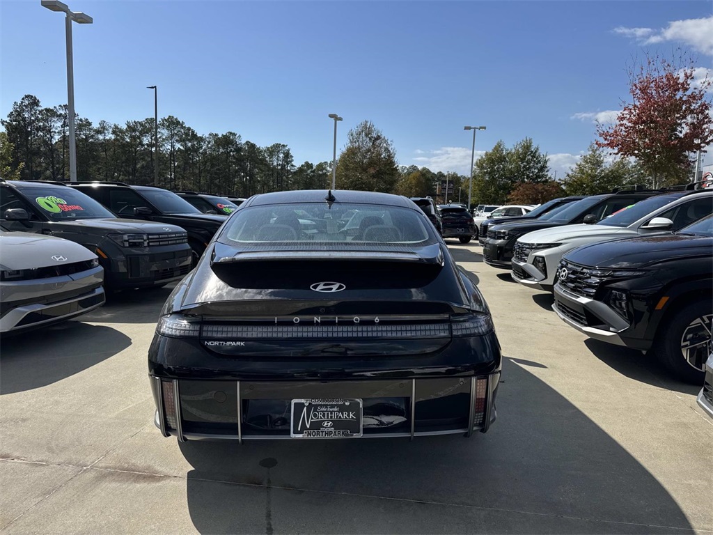 2025 Hyundai Ioniq 6 Limited photo 4