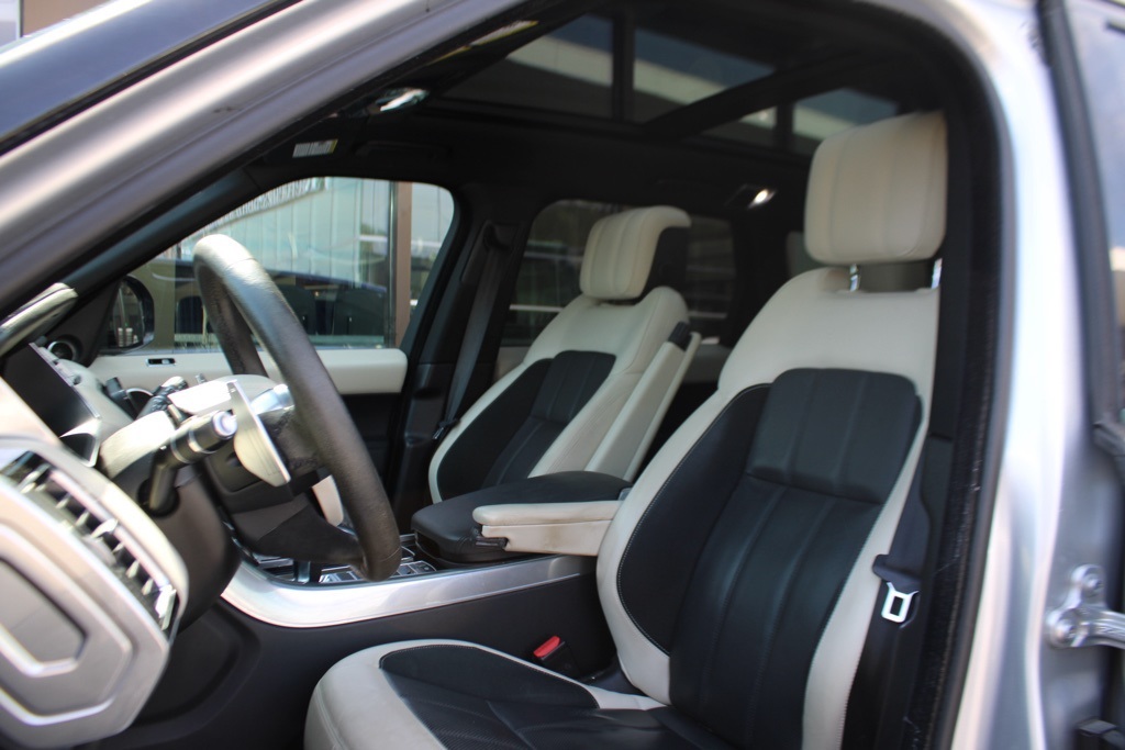 2020 Land Rover Range Rover Sport HST photo 5