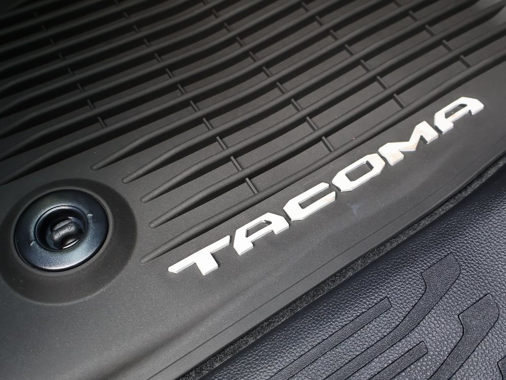 2025 Toyota Tacoma SR5 4x4 Double Cab photo 28