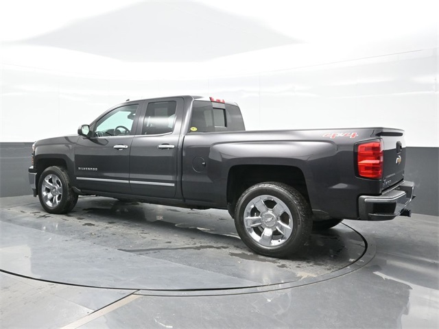 2015 Chevrolet Silverado 1500 LTZ photo 3