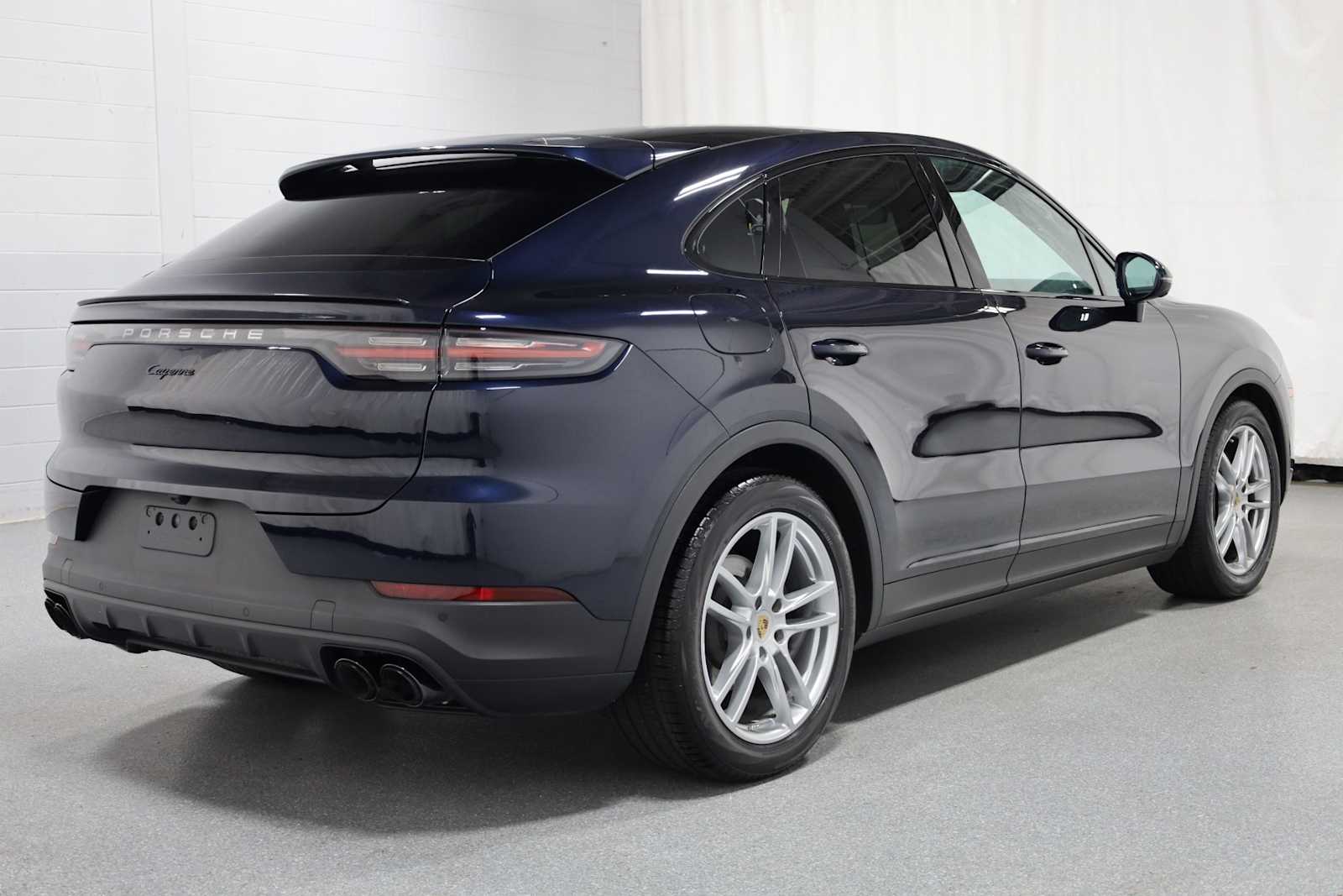 2023 Porsche Cayenne Coupe photo 8