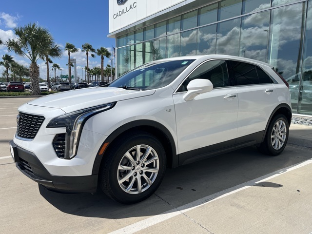 2023 Cadillac XT4 Luxury photo 3