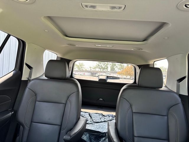 2021 Chevrolet Traverse Leather photo 29