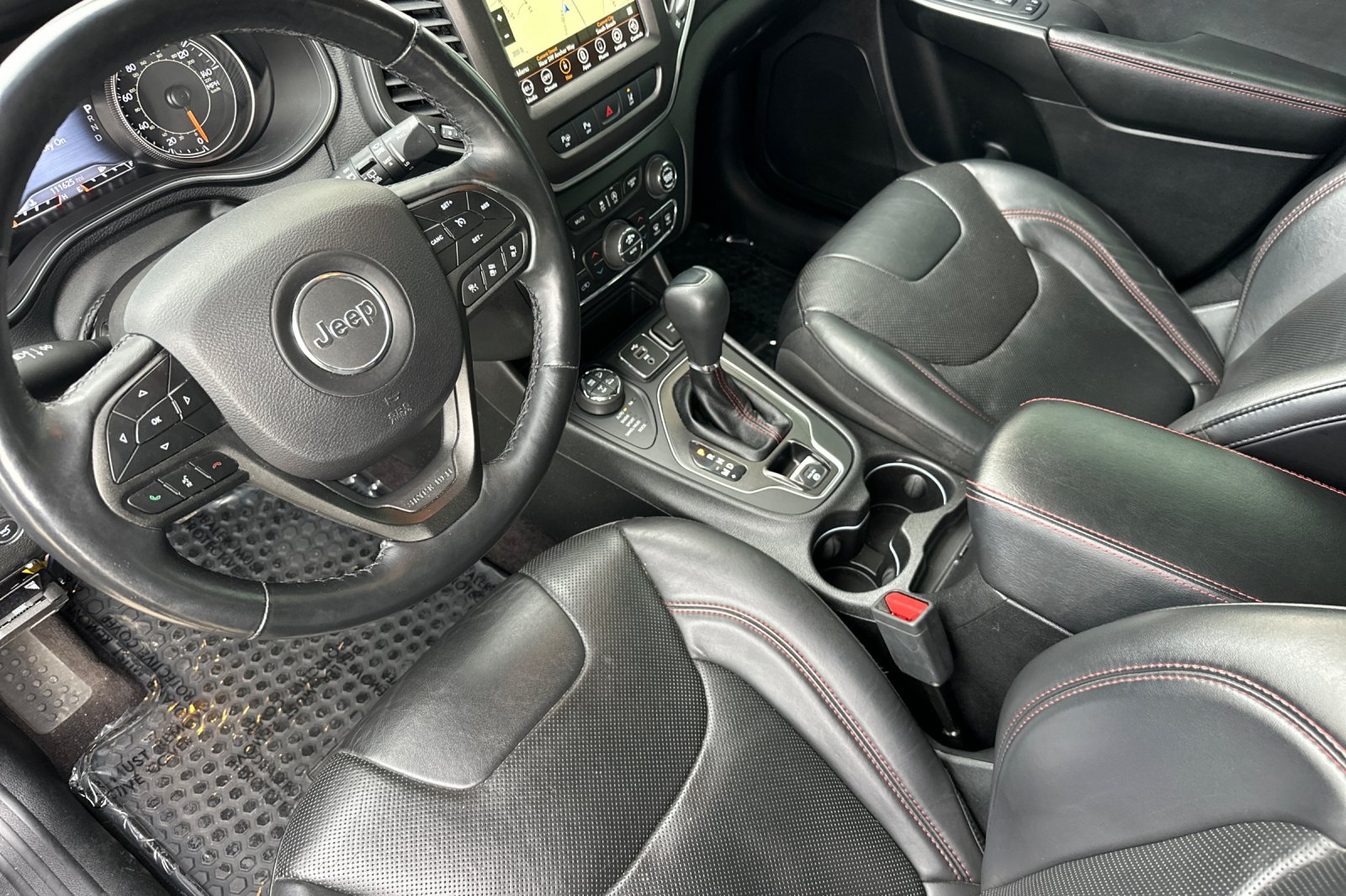 2019 Jeep Cherokee Trailhawk photo 4