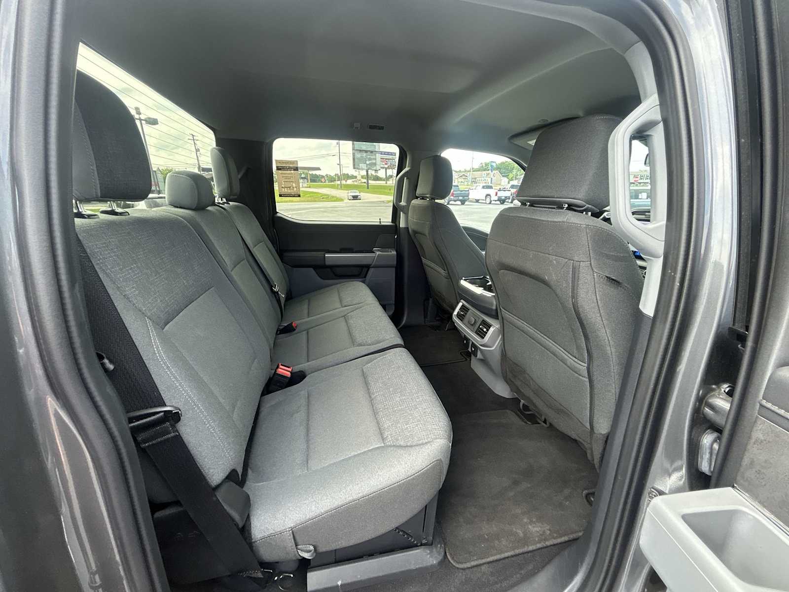 2024 Ford F-150 XLT photo 13