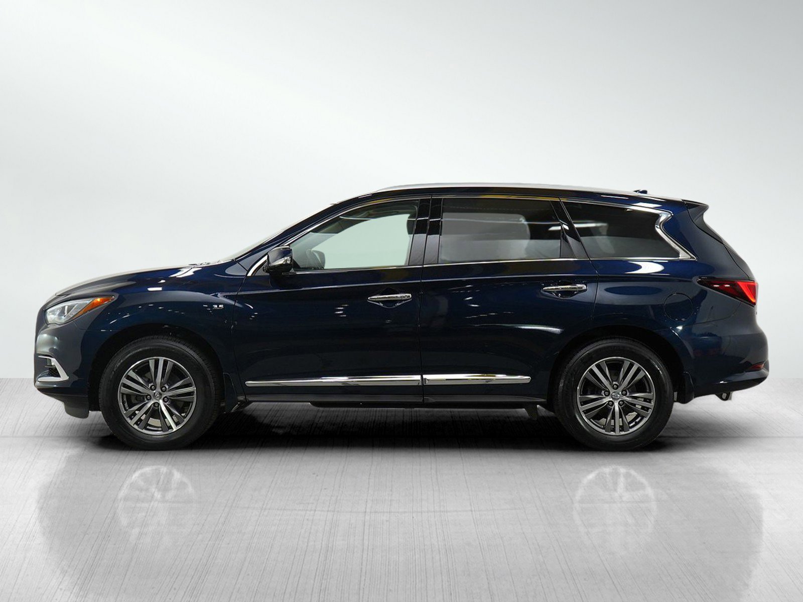 Used 2020 INFINITI QX60 LUXE with VIN 5N1DL0MM2LC506529 for sale in Minneapolis, Minnesota