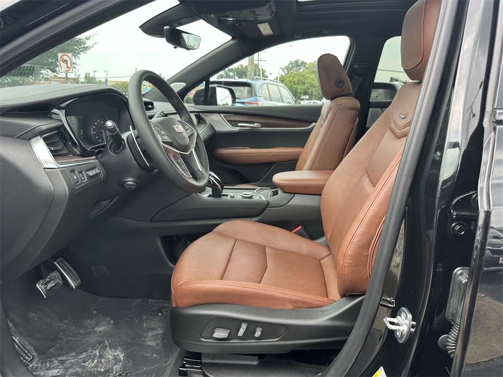2025 Cadillac XT5 Sport photo 16