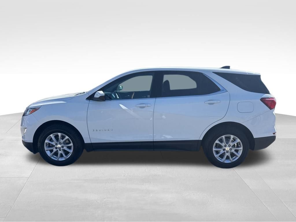 2020 Chevrolet Equinox LT photo 2